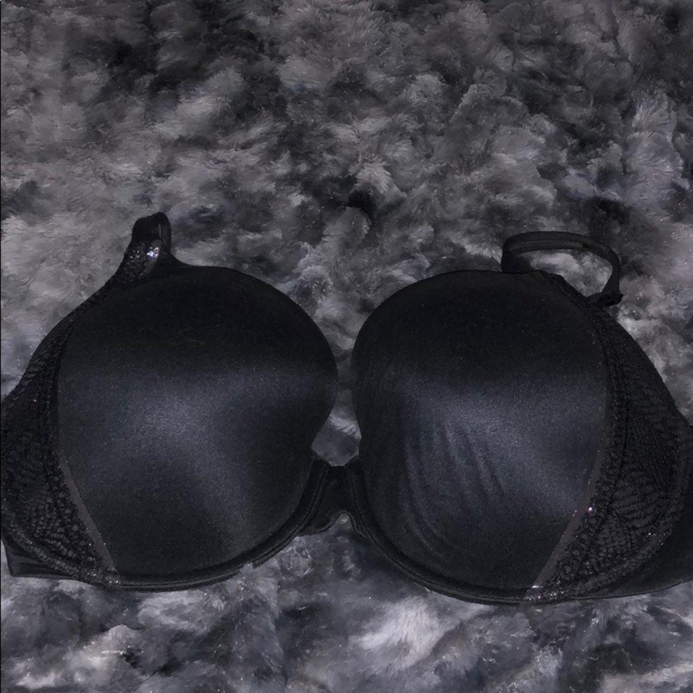 Victoria’s Secret body by Victoria perfect cover